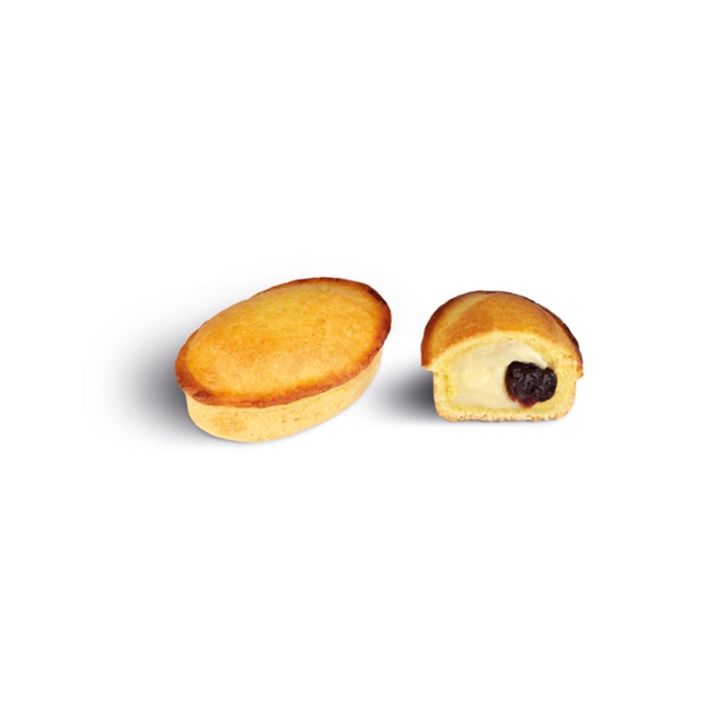 Pasticciotto de crema pastelera y cereza negra
